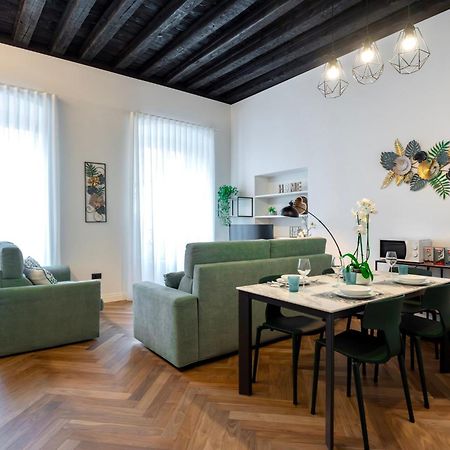 Casa Romano Suites トリエステ エクステリア 写真