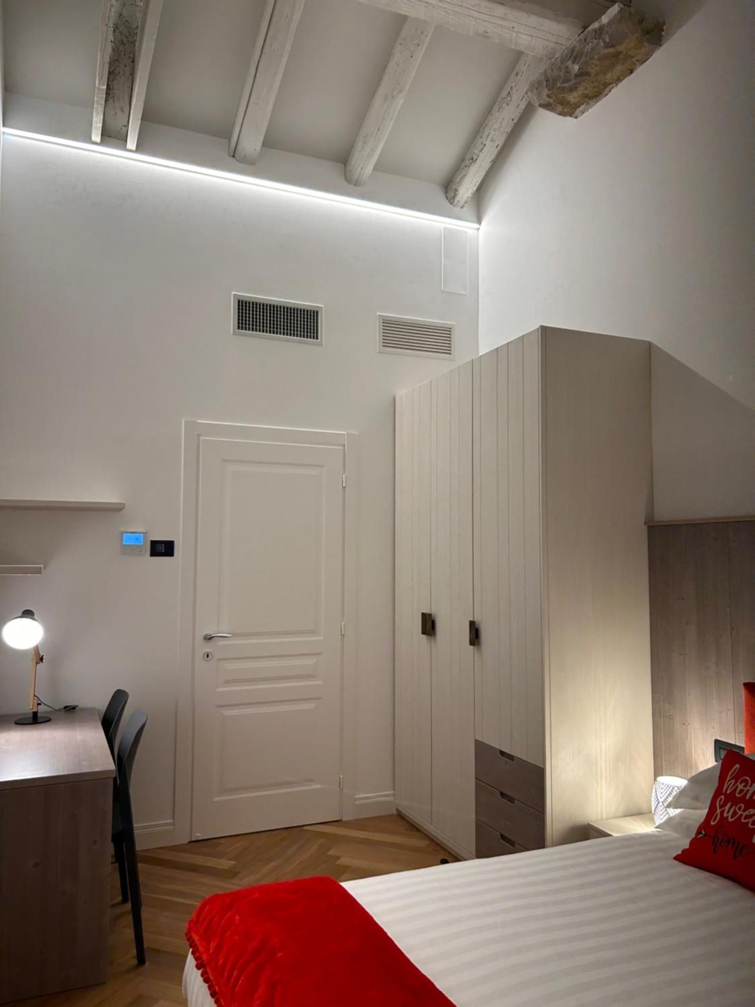 Casa Romano Suites トリエステ エクステリア 写真